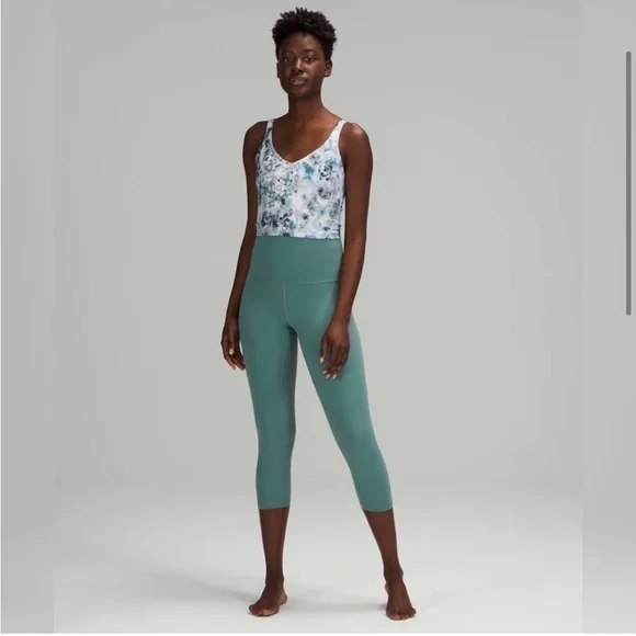 Lululemon Align tank top - Picture 4 of 8